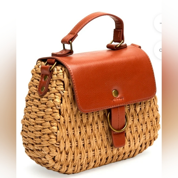 Matisse Handbags - 🎯 Final Drop Price is FIRM 🔒      MATISSE: Beach Harbor Crossbody- Handbag 💲